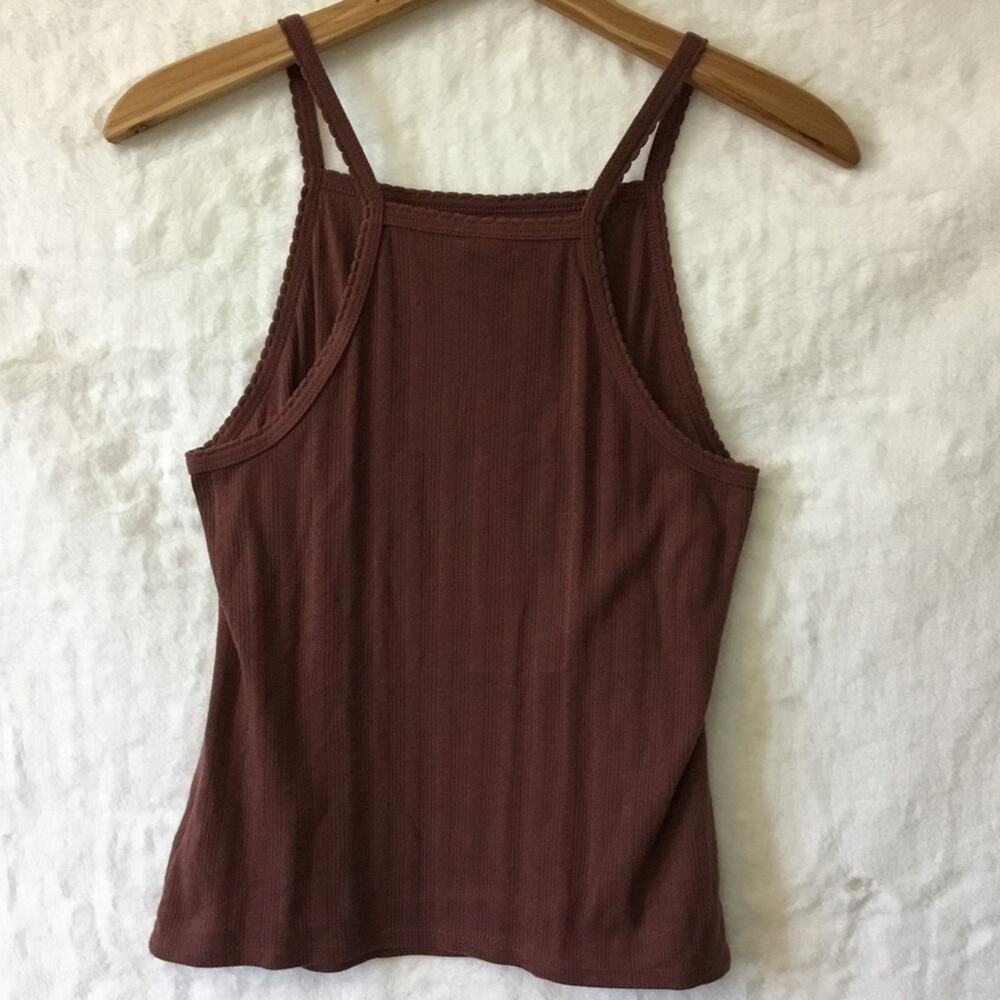Old Navy Brown EyeletTank Top - Picture 8 of 12